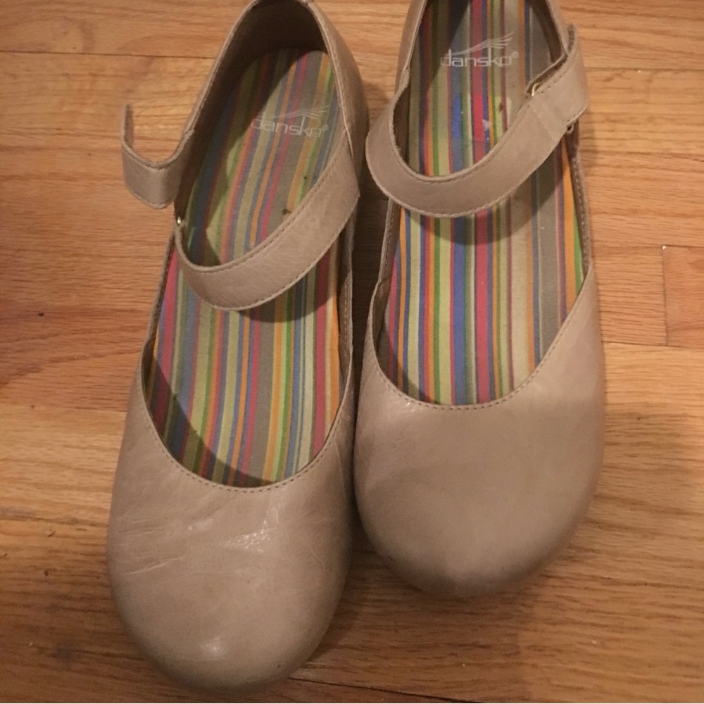 Danskin Taupe Mary Jane Shoes with Striped Insole